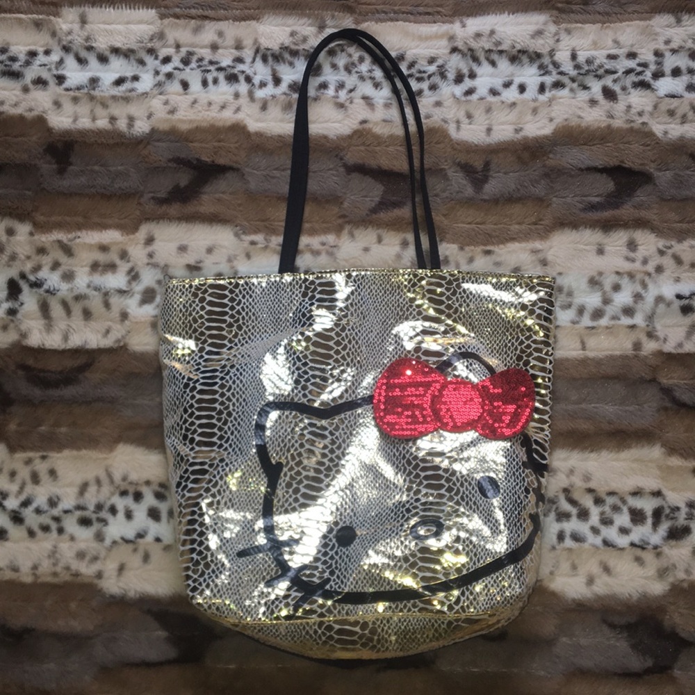 Hello Kitty tote purse 👜